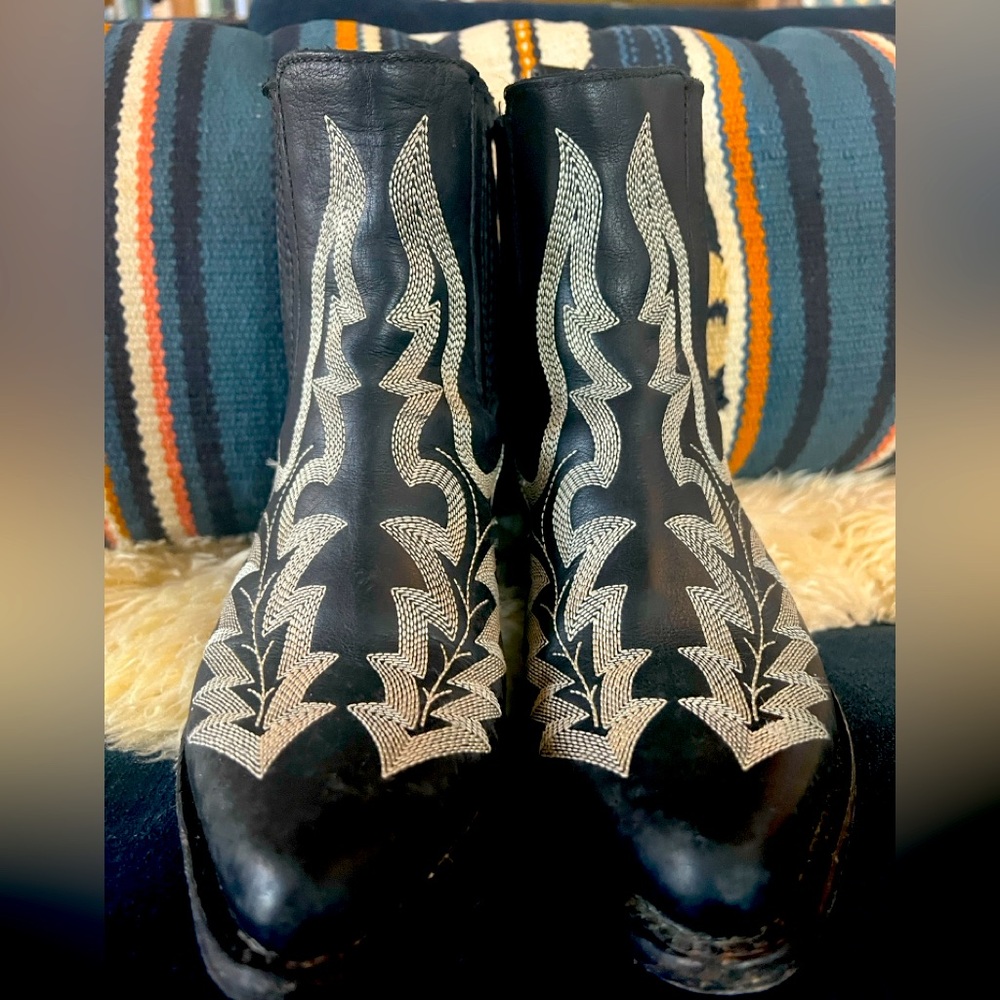 LIBERTY Black Simone Leather Ankle Booties Boots Size 9